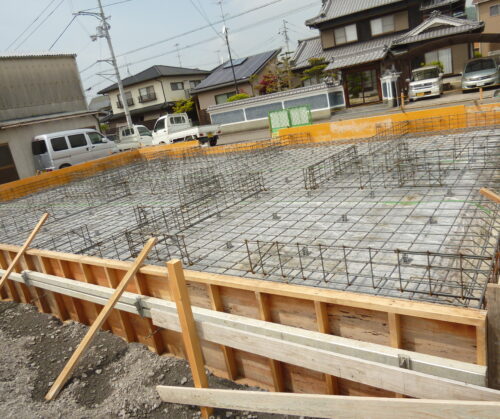 松山市平井町　平屋建新築工事　基礎工事②